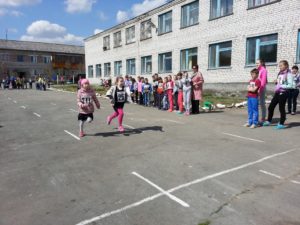 Соревнования по легкой атлетике в поселке Белокаменный